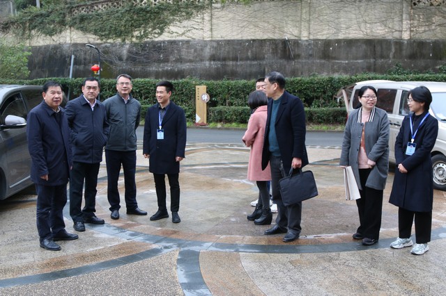 b4179182a820e1280273fec4ebb577ee.jpg b4179182a820e1280273fec4ebb577ee.jpg