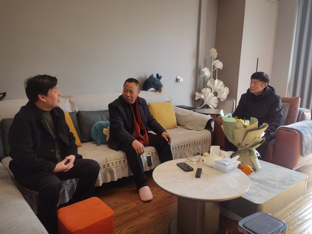 feaf46eadf1aec496b7f1292689576f1.jpg feaf46eadf1aec496b7f1292689576f1.jpg